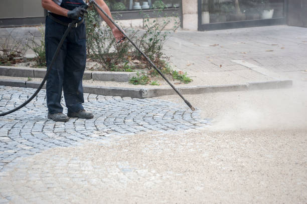 Best Gutter Cleaning and Brightening in Bowling Green, VA